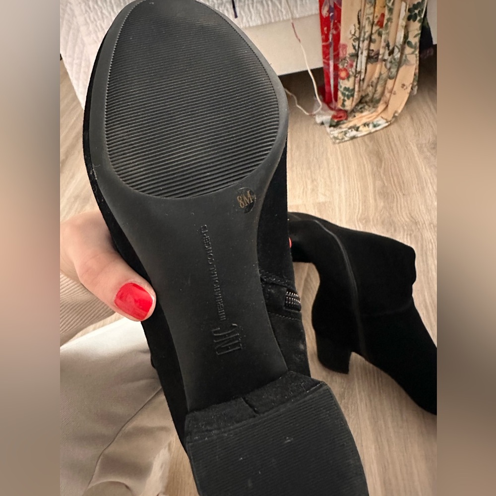 Elegant Black boots ,Size 8 - Picture 4 of 4